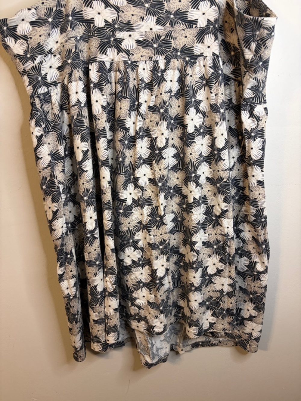 Old Navy Black White Gray Floral  Tank Dress Size XXL EUC #286 - Picture 8 of 8
